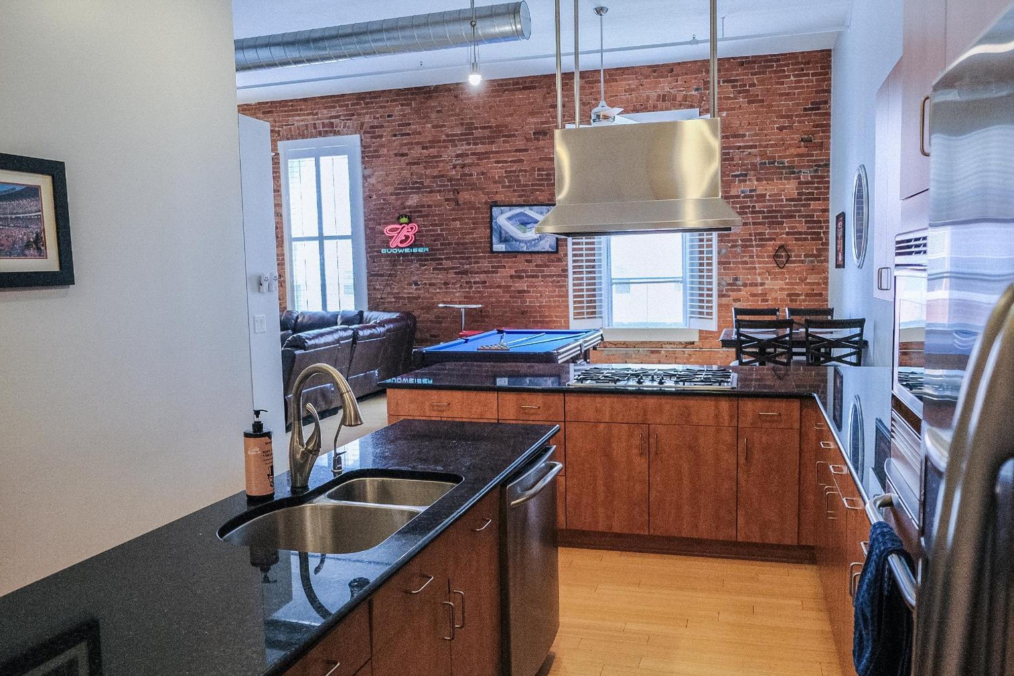 Apartmán Modern Lofts Next To Georgia St. & Convention Ctr. Indianapolis Pokoj fotografie